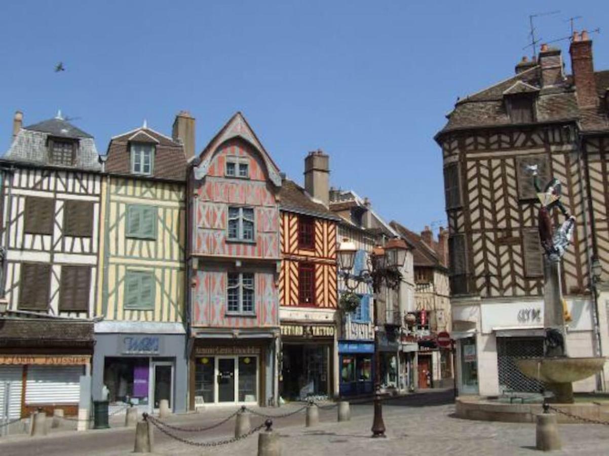 Charmant Studio, Centre-Ville Auxerre Exterior foto